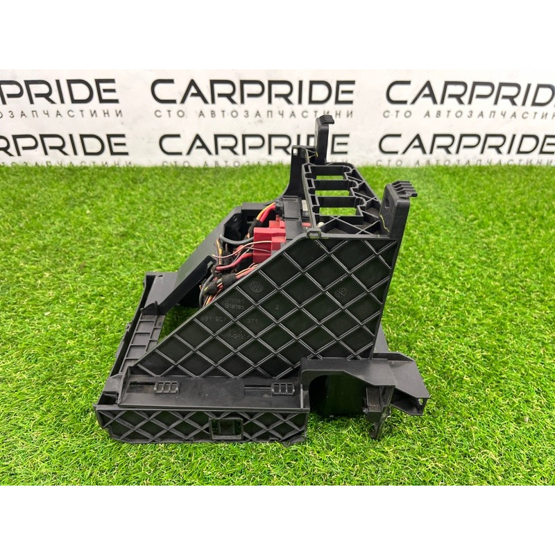 Блок предохранителей (электрика) Volkswagen Passat B7 2016 1.8 000937615