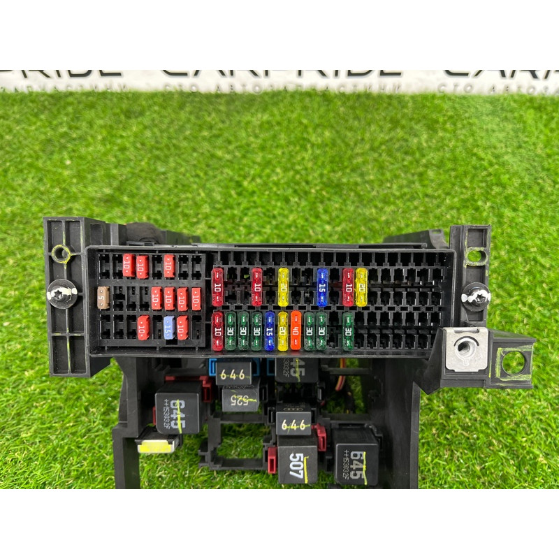 Блок предохранителей (электрика) Volkswagen Passat B7 2016 1.8 000937615