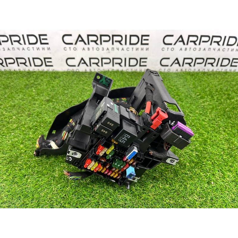 Блок предохранителей (электрика) AUDI A3 8V 2018 2.0 CZRA 5Q0937615C