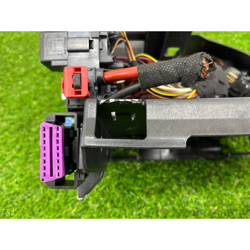 Блок предохранителей (электрика) AUDI A3 8V 2018 2.0 CZRA 5Q0937615C