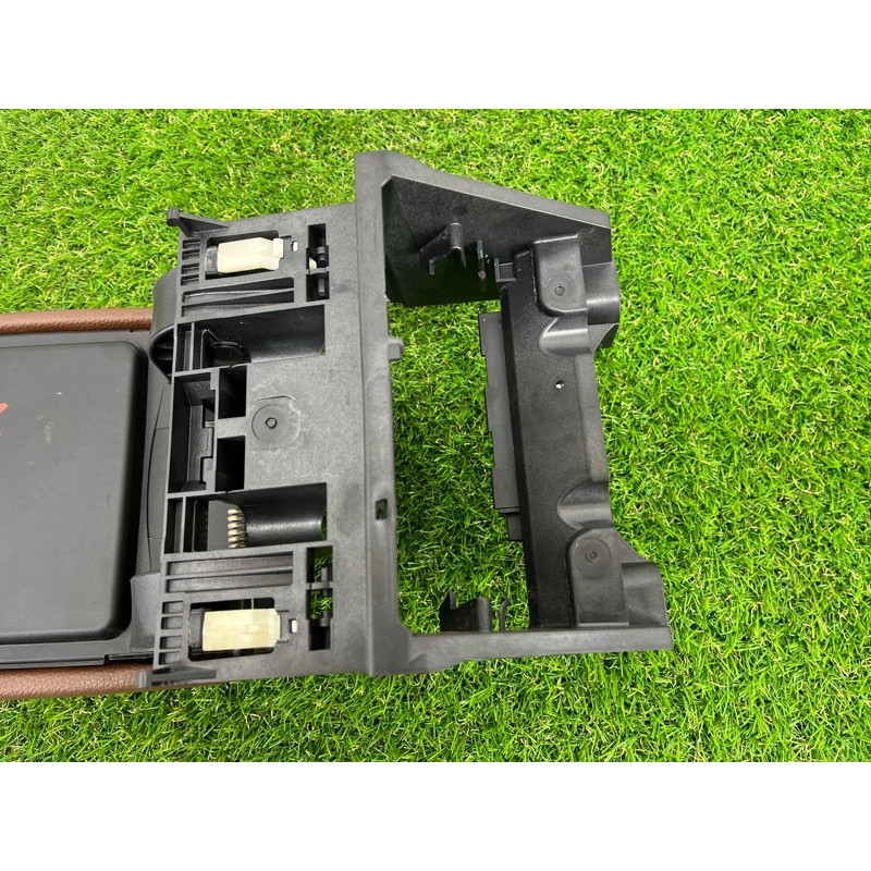 Подлокотник (салон) BMW 2-series F22 2015 2.0 51169288948