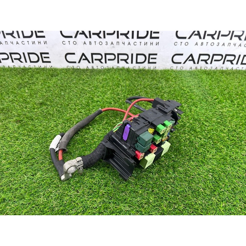 Блок предохранителей (электрика) Volkswagen Passat B7 2016 1.8 5C0937819L