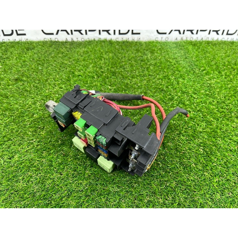 Блок предохранителей (электрика) Volkswagen Passat B7 2016 1.8 5C0937819L