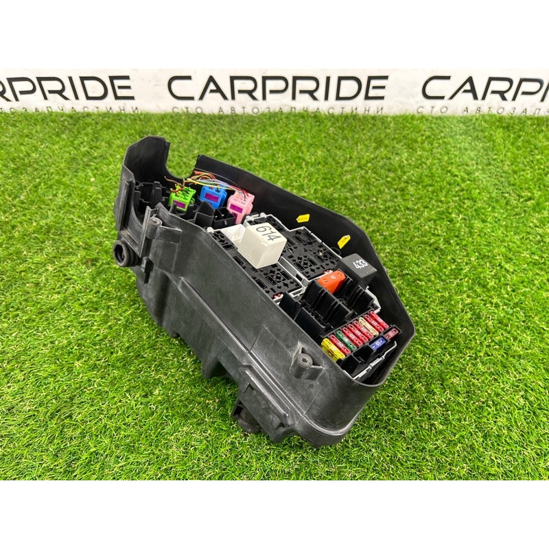 Блок предохранителей (электрика) Volkswagen Touareg FL 2015 3.6 7P0907295