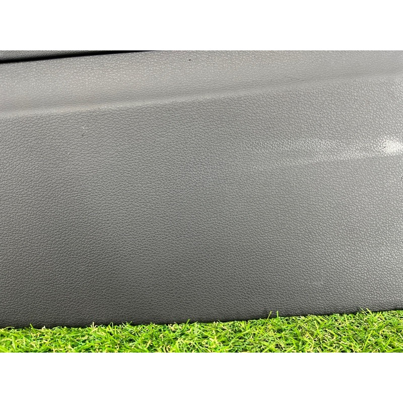 Накладка центральной консоли (салон) Hyundai Santa Fe TM 2019 2.4GDI 84690S2000NNB