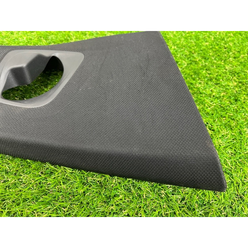 Обшивка центральної стійки (салон) BMW 5-series G30 2017 2.0 B46B20 51438065026