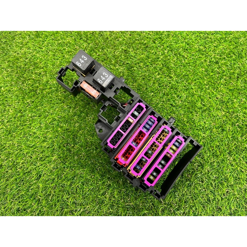 Блок предохранителей (электрика) AUDI Q5 8R 2012 3.2 CALB 8K0971845A