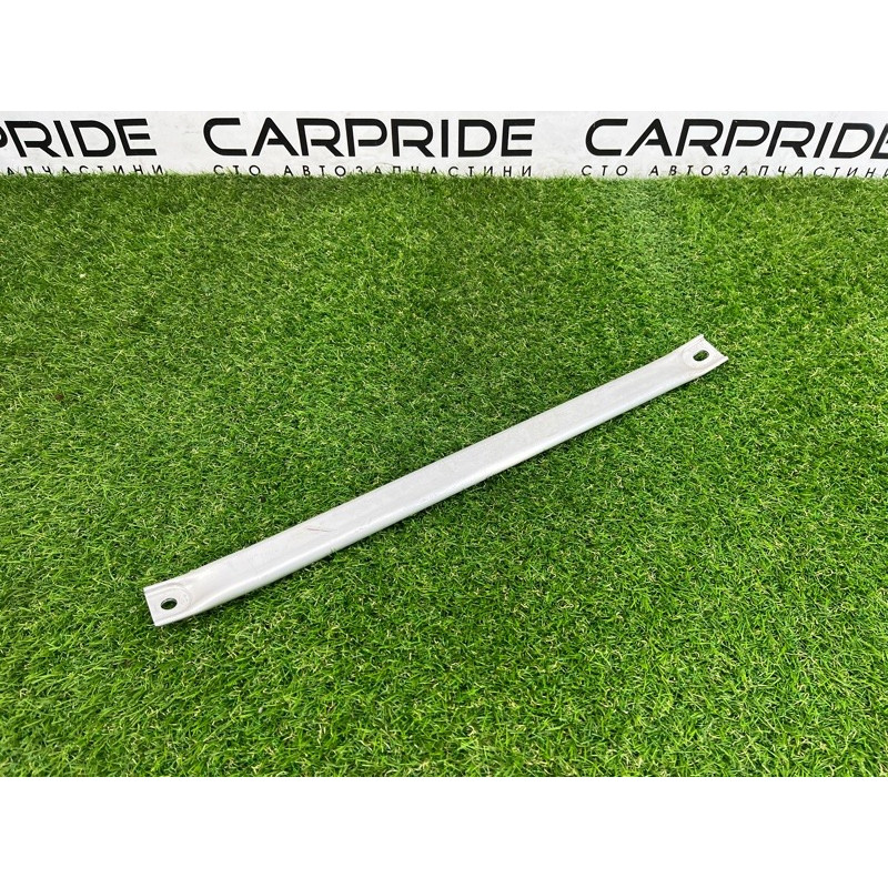 Розпірка передньої панелі (кузов і елементи) BMW 5-series G30 2017 2.0 B46B20 51617407776