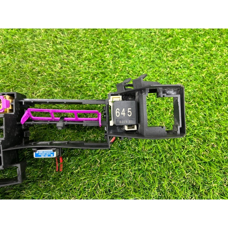 Блок предохранителей (электрика) AUDI A4 B9 2017 2.0 8W0971845AH