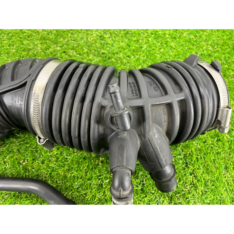 Патрубок воздушного фильтра (впускная система) Hyundai Santa Fe TM 2019 2.0 GDi Turbo 28130C5450