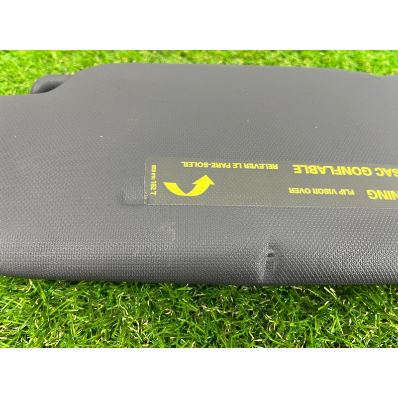 Козырек солнцезащитный (салон) AUDI Q5 8R 2012 3.2 CALB 8K0857552L7C0