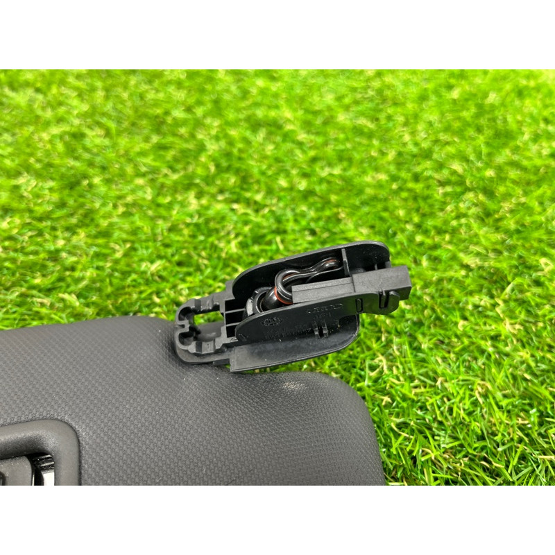 Козырек солнцезащитный (салон) AUDI Q5 8R 2012 3.2 CALB 8K0857552L7C0