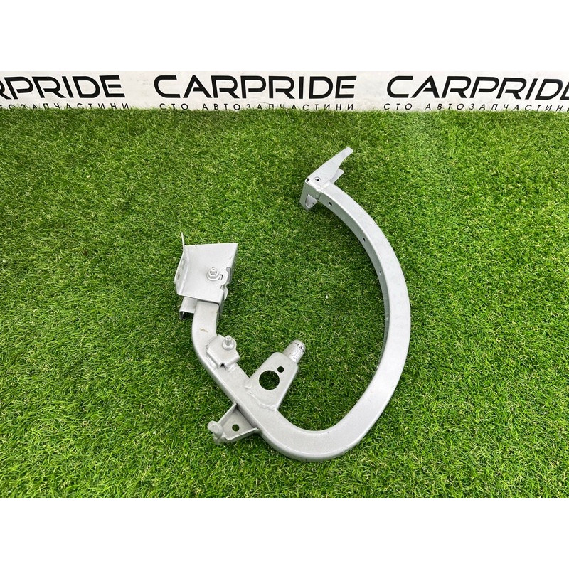 Петля багажника (кузов и элементы) AUDI A3 8V 2015 1.8 8V5827301C