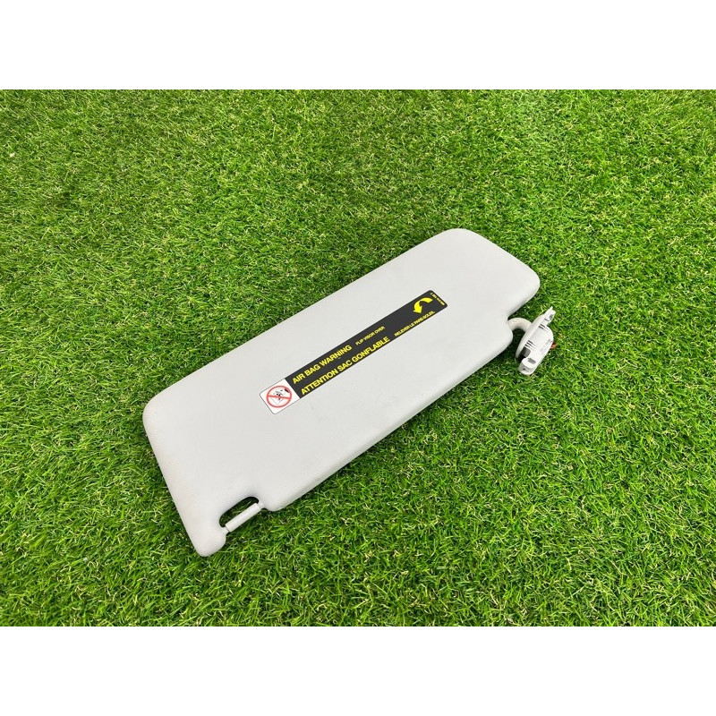 Козырек солнцезащитный (салон) AUDI A4 B9 2017 2.0 8W0857552AMEA7