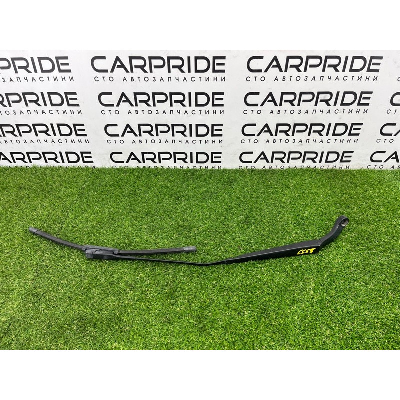 Поводок дворника (кузов и элементы) AUDI A3 8V 2015 1.8 8V1955408B1P9