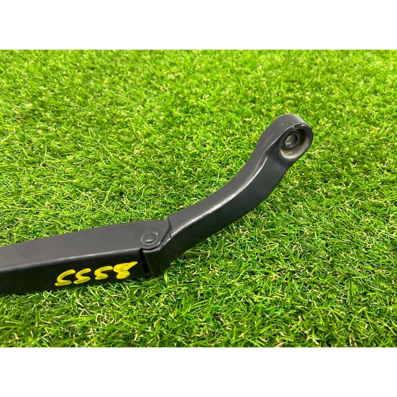 Поводок дворника (кузов и элементы) AUDI A3 8V 2015 1.8 8V1955408B1P9