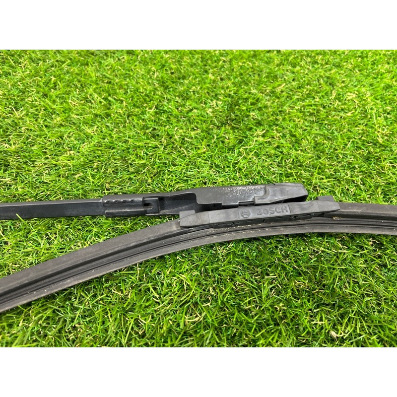 Поводок дворника (кузов и элементы) AUDI A3 8V 2015 1.8 8V1955408B1P9