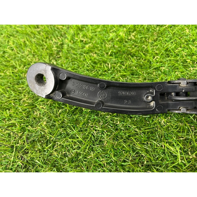 Поводок дворника (кузов и элементы) AUDI A3 8V 2015 1.8 8V1955407B1P9