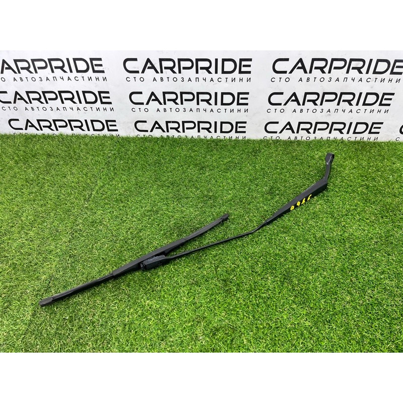 Поводок дворника (кузов и элементы) AUDI A3 8V 2018 2.0 CZRA 8V1955408E1P9