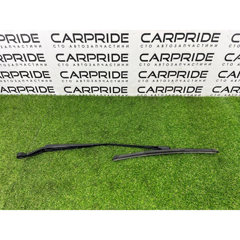 Поводок дворника (кузов и элементы) AUDI A3 8V 2018 2.0 CZRA 8V1955408E1P9