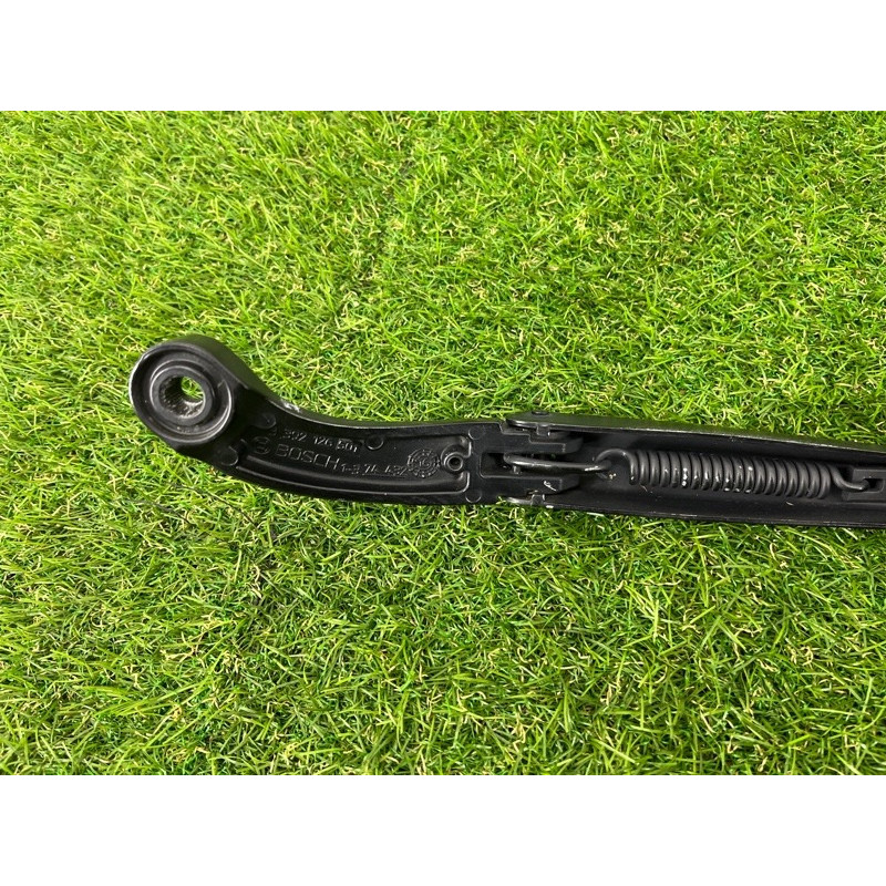 Поводок дворника (кузов и элементы) AUDI A3 8V 2018 2.0 CZRA 8V1955408E1P9