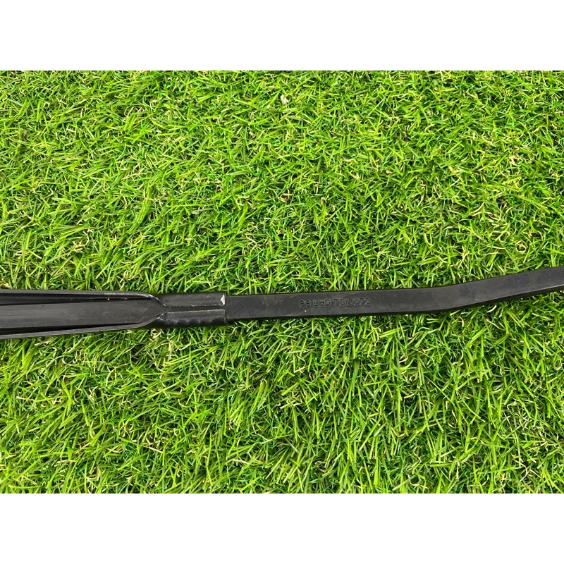 Поводок дворника (кузов и элементы) BMW X3 F25 2012 3.0 61617213272