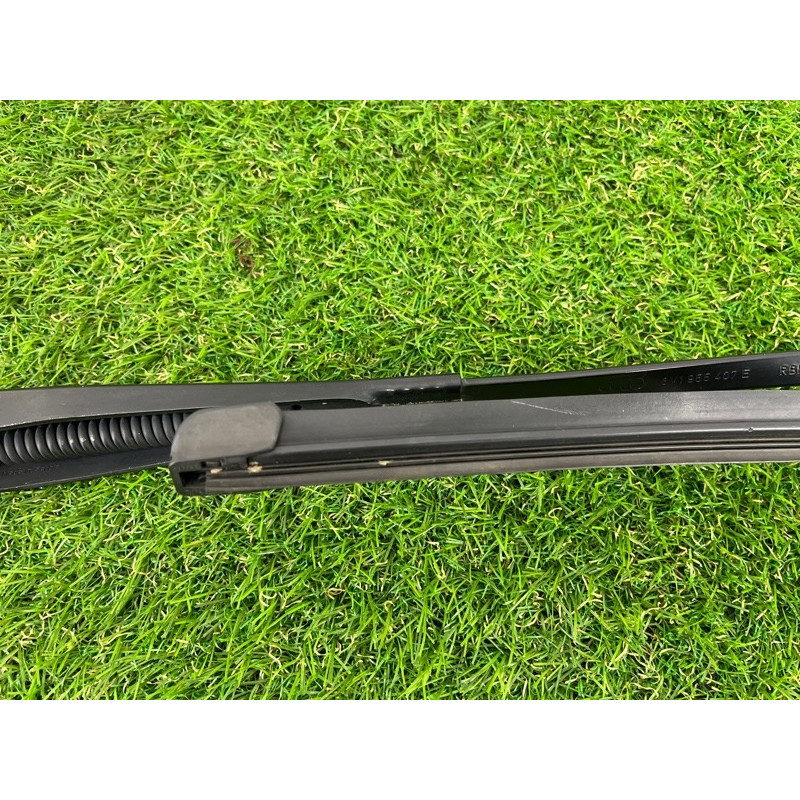 Поводок дворника (кузов и элементы) AUDI A3 8V 2018 2.0 CZRA 8V1955407E1P9