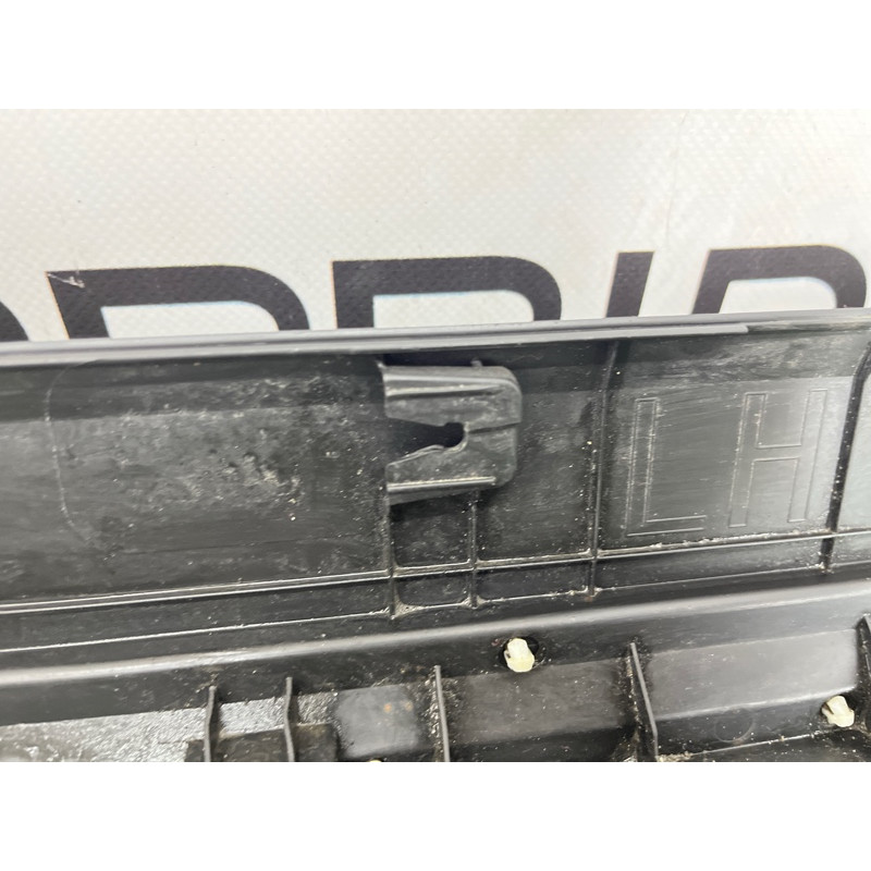 Накладка на порог (кузов и элементы) Hyundai Santa Fe TM 2019 2.0 GDi Turbo 87751S2000