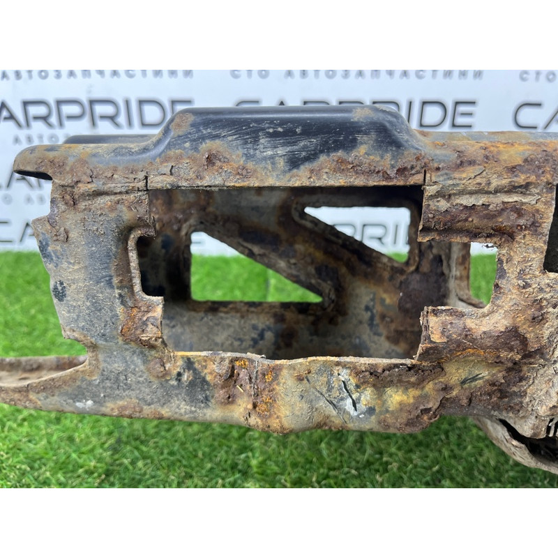 Усилитель бампера (наружные элементы кузова) Volkswagen Amarok 2H 2012 2.0 2H5807305S