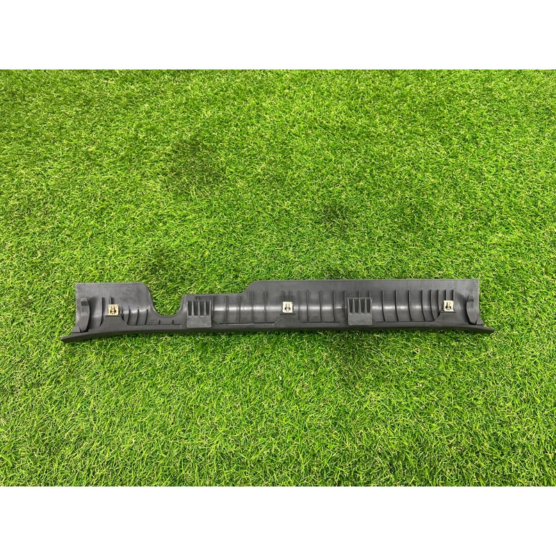 Накладка на порог (кузов и элементы) Hyundai Ioniq AE 2021 1.6 Hybrid 85870G2000T9Y