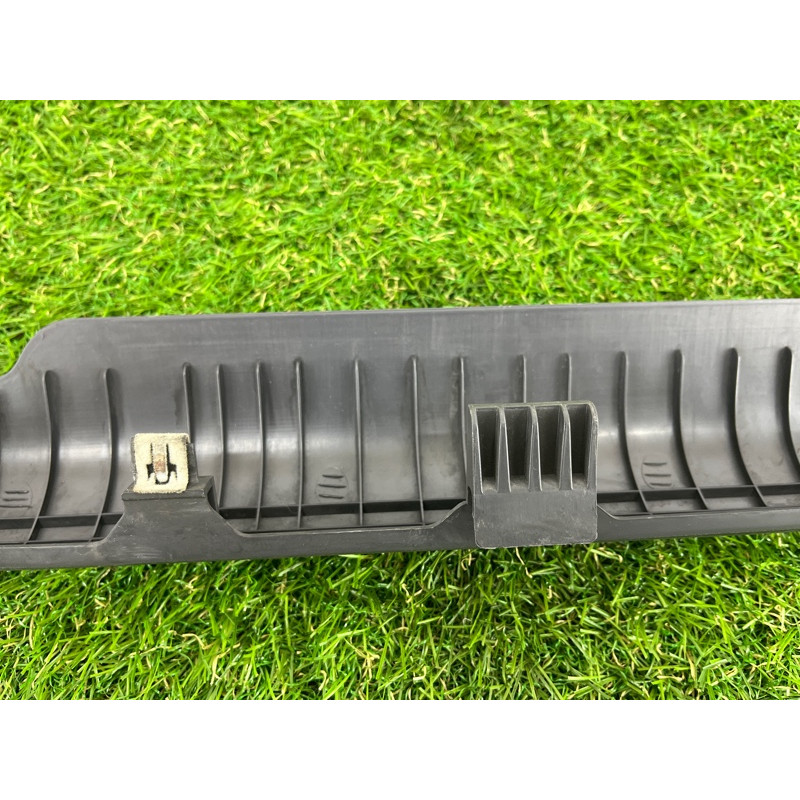 Накладка на порог (кузов и элементы) Hyundai Ioniq AE 2021 1.6 Hybrid 85870G2000T9Y