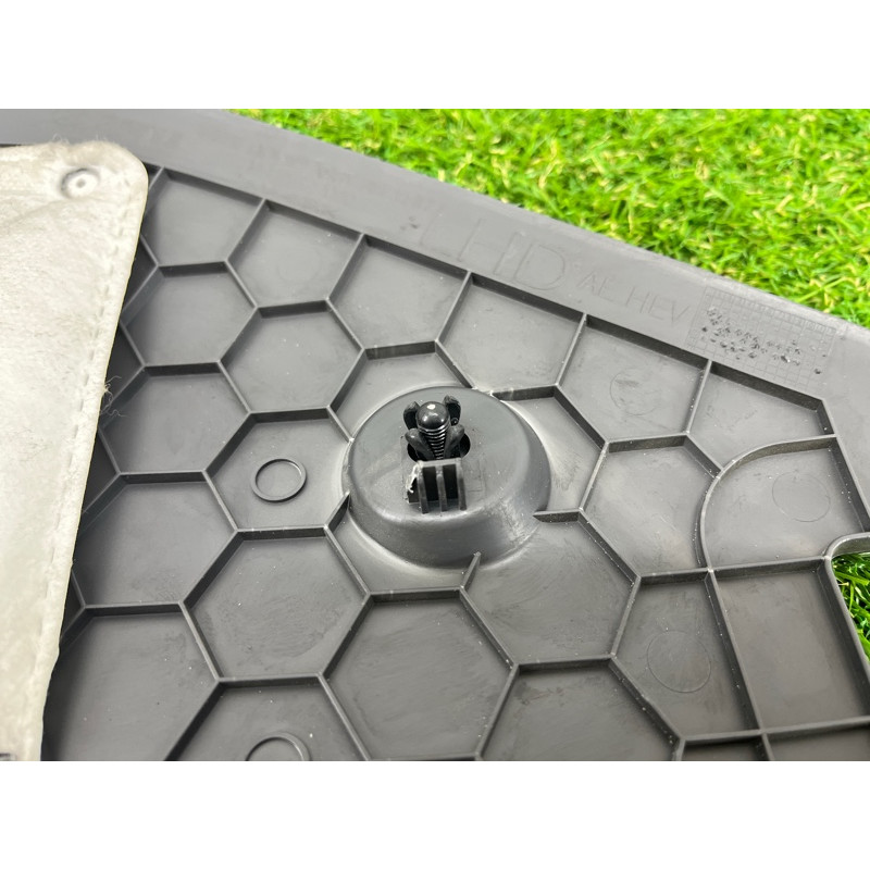 Накладка центральной консоли (салон) Hyundai Ioniq AE 2021 1.6 Hybrid 84640G2000T9Y