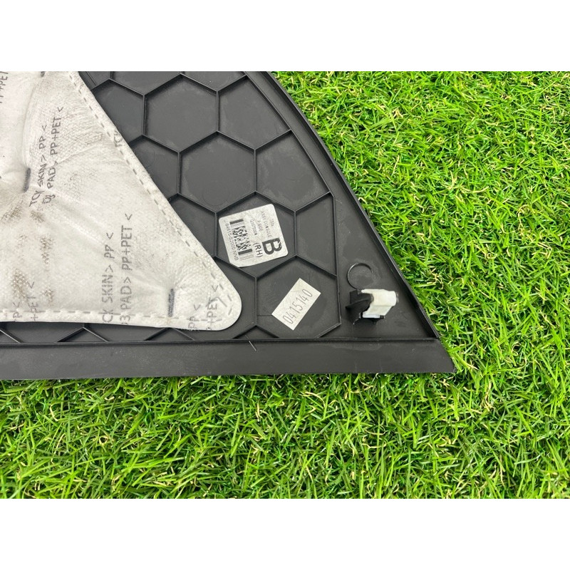 Накладка центральной консоли (салон) Hyundai Santa Fe TM 2019 2.4GDI 84615S2000NNB