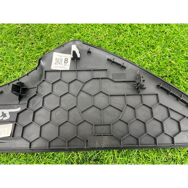 Накладка торпеды боковая (салон) Hyundai Santa Fe TM 2019 2.0 GDi Turbo 84785S2000NNB