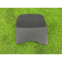 Крышка динамика в торпедо