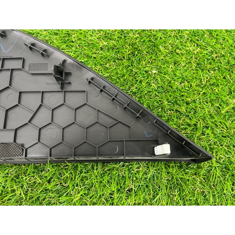 Накладка торпеды боковая (салон) Hyundai Santa Fe TM 2019 2.4GDI 84785S2000NNB