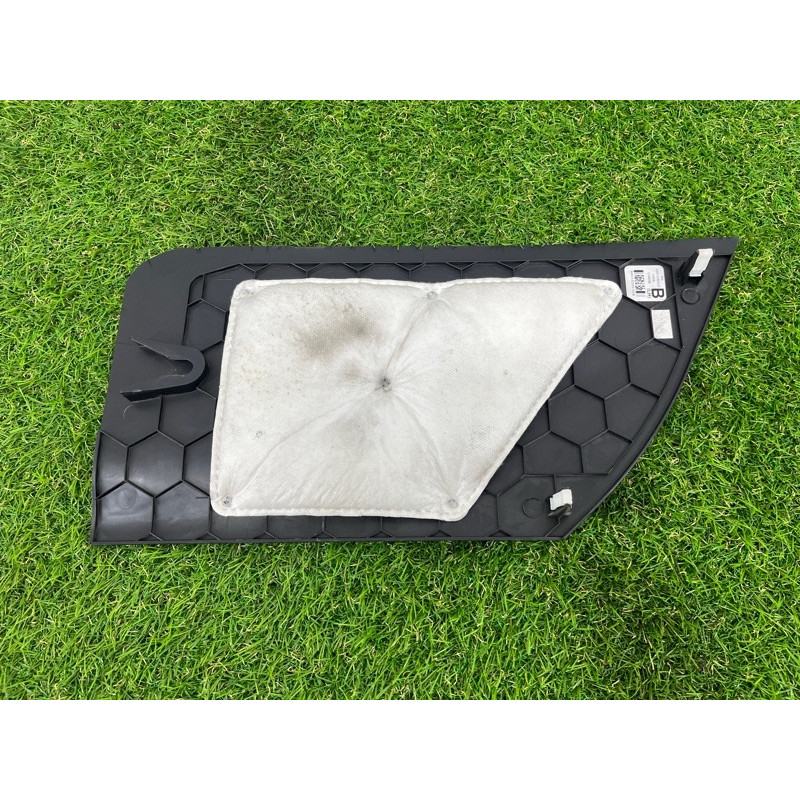 Накладка центральной консоли (салон) Hyundai Santa Fe TM 2019 2.4GDI 84614S2000NNB