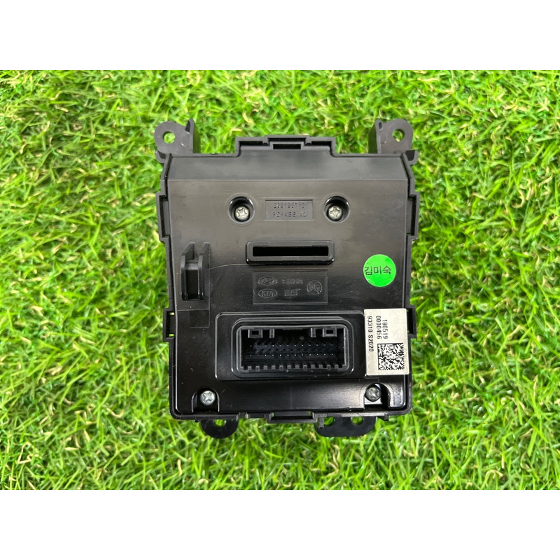 Блок кнопок (электрика / кнопки) Hyundai Santa Fe TM 2019 2.4GDI 93310S2020VCS