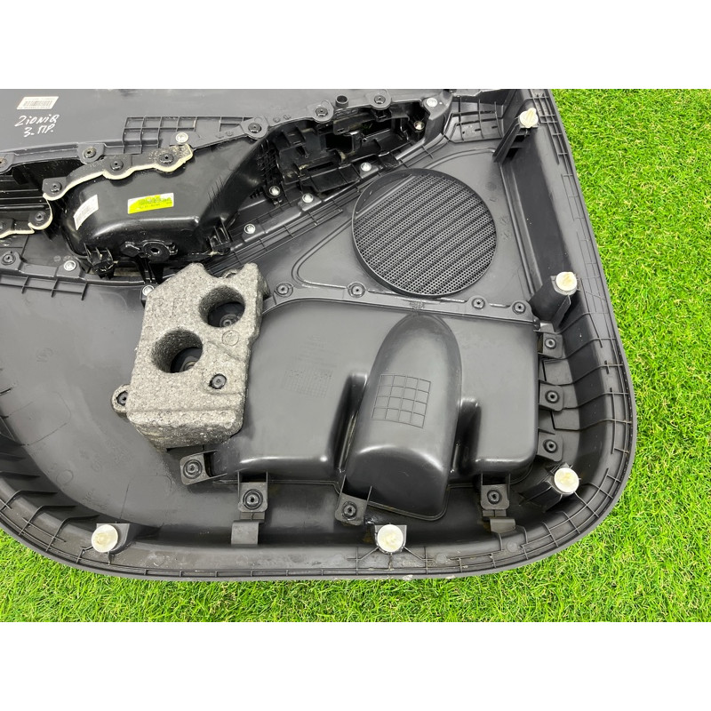 Дверная карта (салон) Hyundai Ioniq AE 2019 Electro 83308G2110T9Y