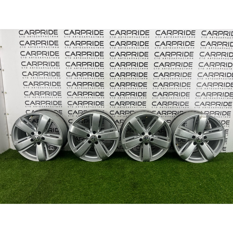 Комплект дисков 5x120 R19 8.0Jx19H2 ET43 (диски на авто) Volkswagen Amarok 2H 2012 2.0 2H0601025C8Z8