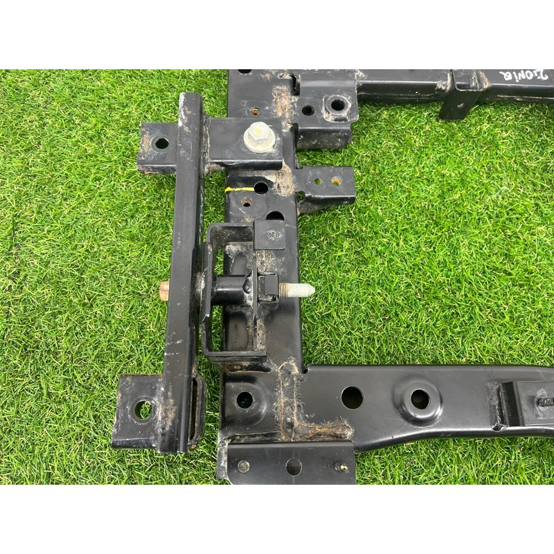 Кронштейн двигателя (кронштейны двигателя) Hyundai Ioniq AE 2019 Electro 62300G7000