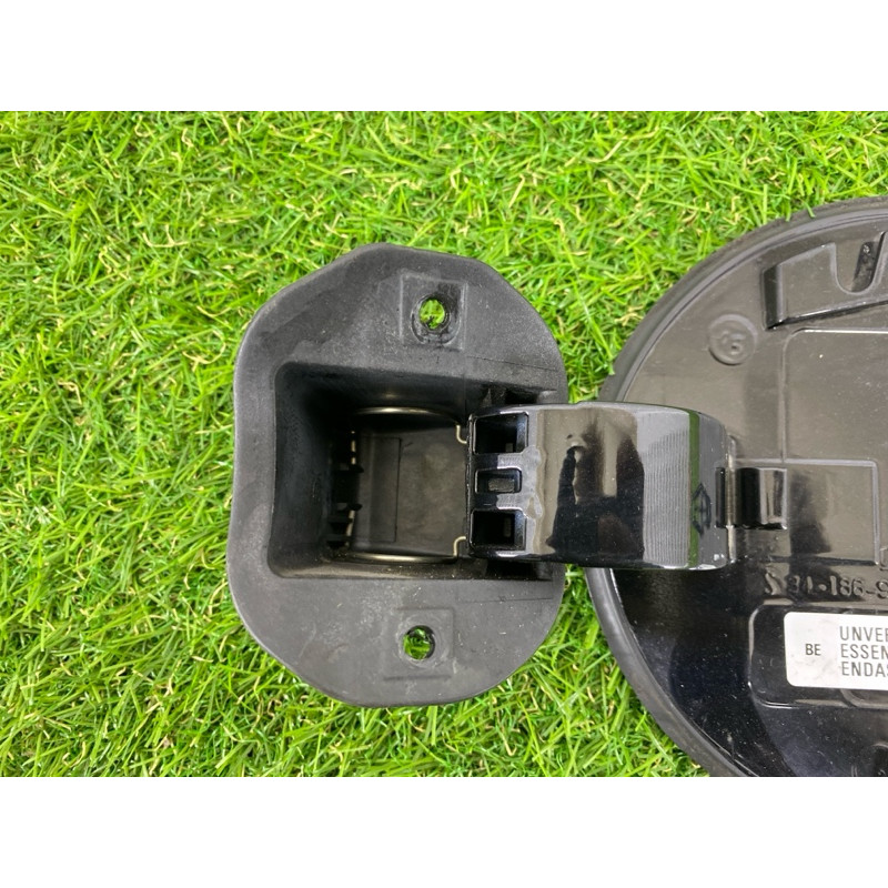 Лючок топливного бака (кузов и элементы) Opel SIGNUM 1 2006 2.2 YH 13106381