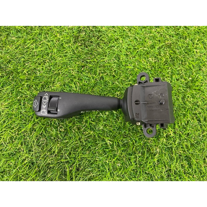 Перемикач двірників (електрика) BMW X5 E53 2003 M62B44 8375408