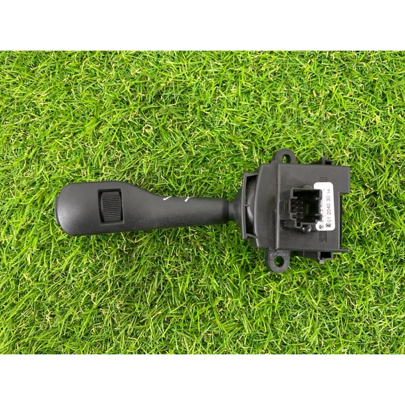 Перемикач двірників (електрика) BMW X5 E53 2003 M62B44 8375408