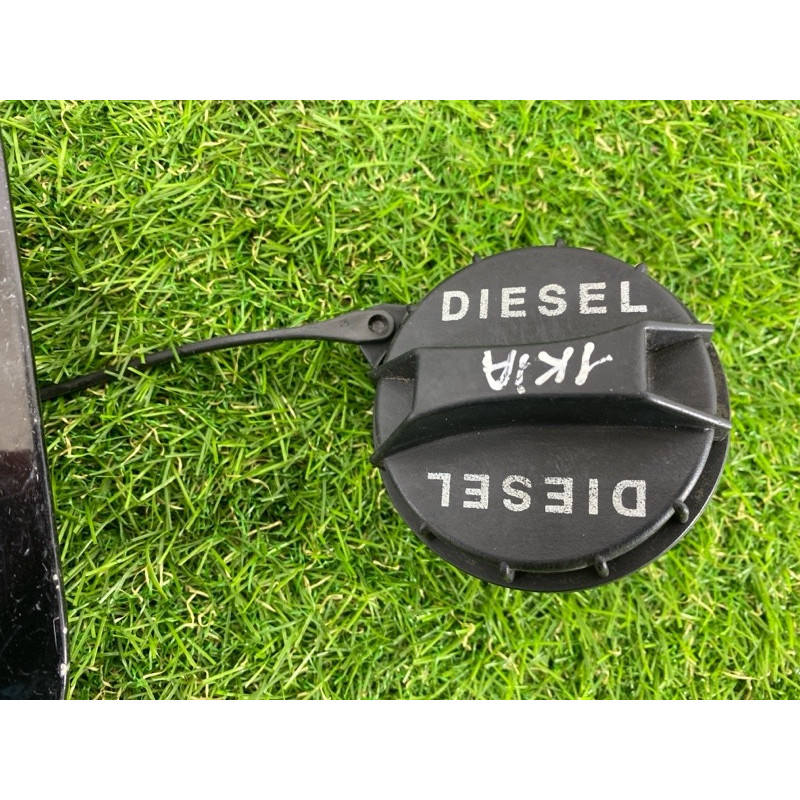 Лючок топливного бака (кузов и элементы) KIA Sorento BL 2005 2.5 CRDI