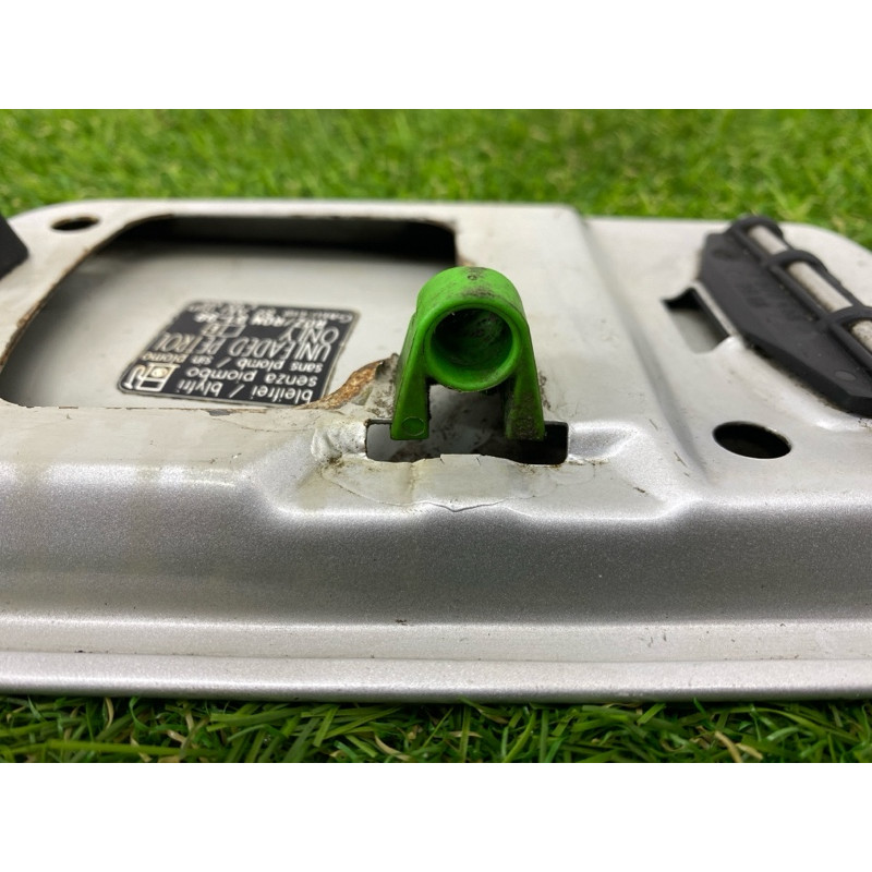 Лючок топливного бака (кузов и элементы) BMW X5 E53 2003 M62B44 2122599