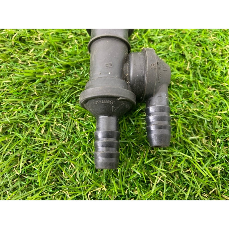 Обратный клапан (топливная система) BMW 5-series E39