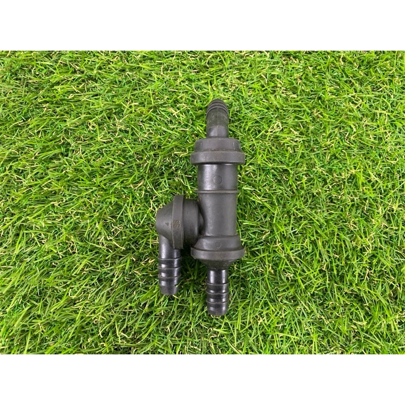 Обратный клапан (топливная система) BMW 5-series E39