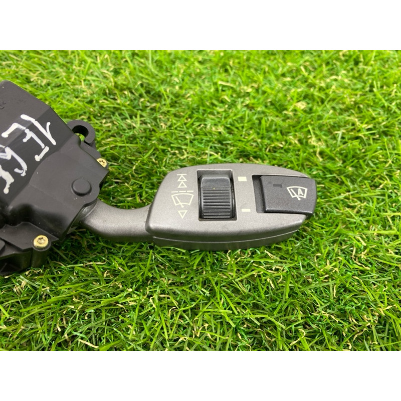 Переключатель дворников (электрика) BMW 7-series E65 N62B44 6911519