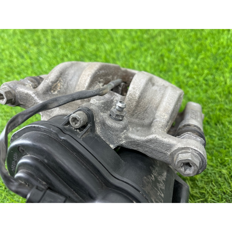 Суппорт тормозной (тормозная система) AUDI Q7 4M 2018 3.0 TFSi 4M0615404A